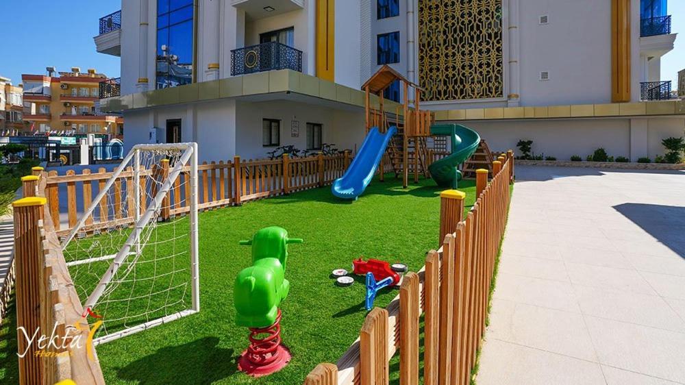 Stylish In Yekta Royal Club *